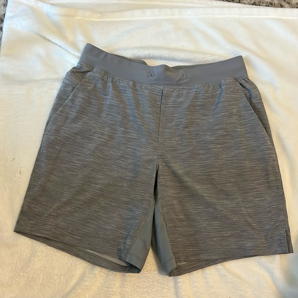 Mens Lululemon shorts 7” inseam